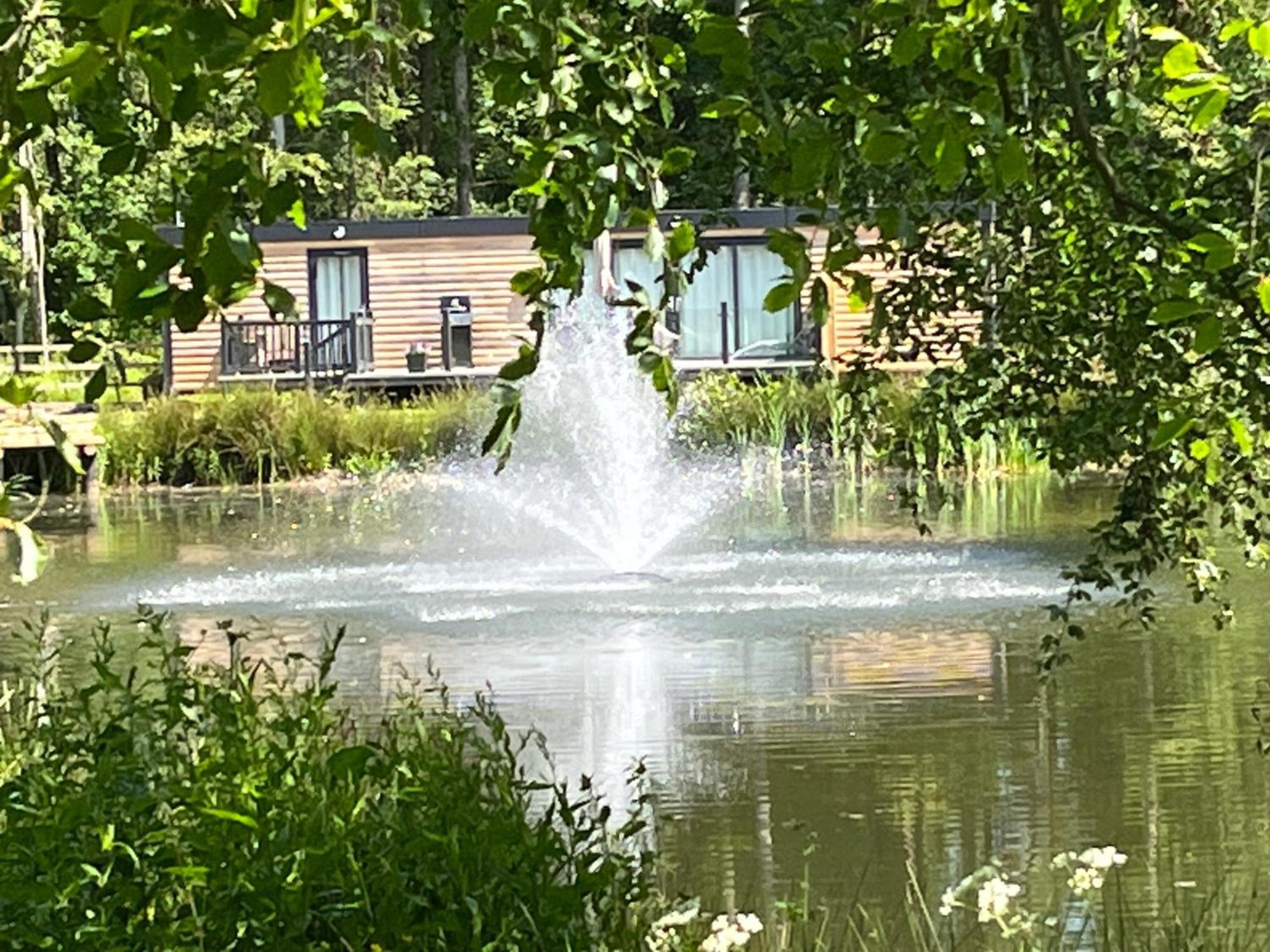 Oak Boutique Lodge Includes Hot Tub Air Con & Dog York Extérieur photo